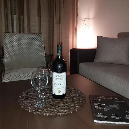 Miss T Apartment *