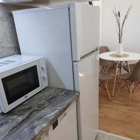 Miss T Apartment *