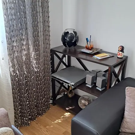 Miss T Apartment *
