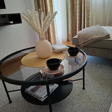 Modern New Miss T I Free Parking I Great Location Апартаменти