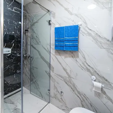 アパート Miss T ポドゴリツァ