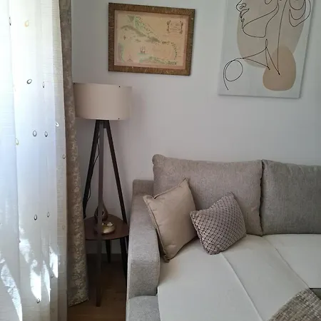 דירה Modern New Miss T I Free Parking I Great Location פודגוריצה