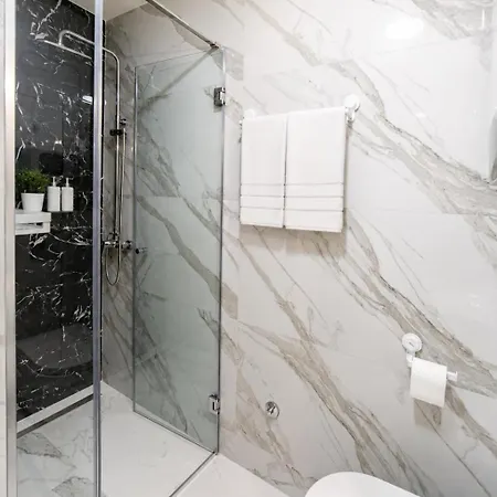 Modern New Miss T I Free Parking I Great Location Apartamento *