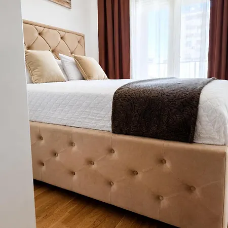 Lejlighed Modern New Miss T I Free Parking I Great Location